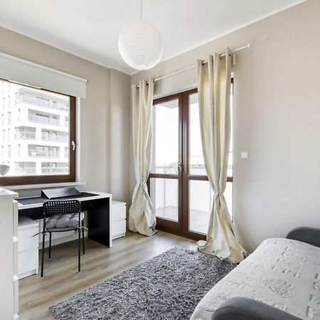Mg Apartments Gieldowa Варшава Екстер'єр фото