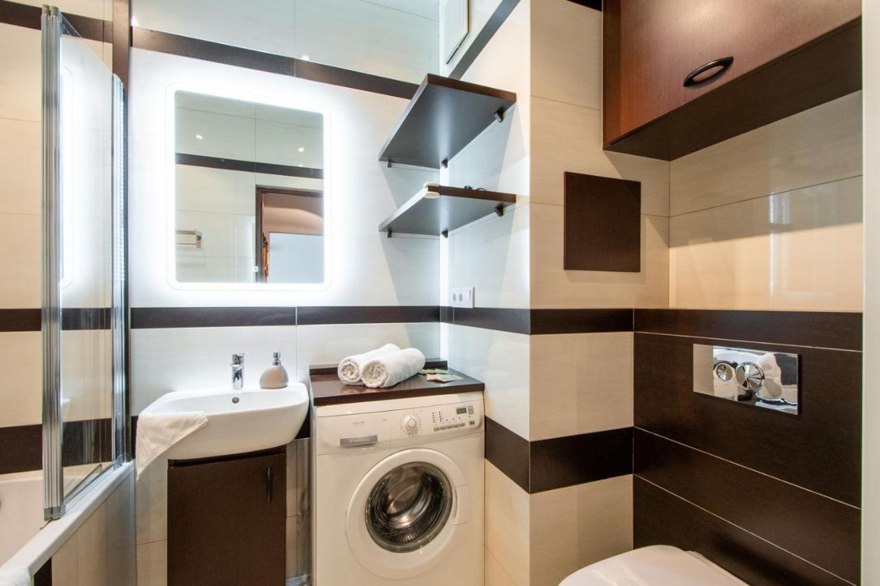 Mg Apartments Gieldowa Варшава Екстер'єр фото