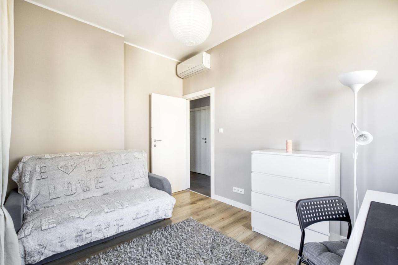 Mg Apartments Gieldowa Варшава Екстер'єр фото