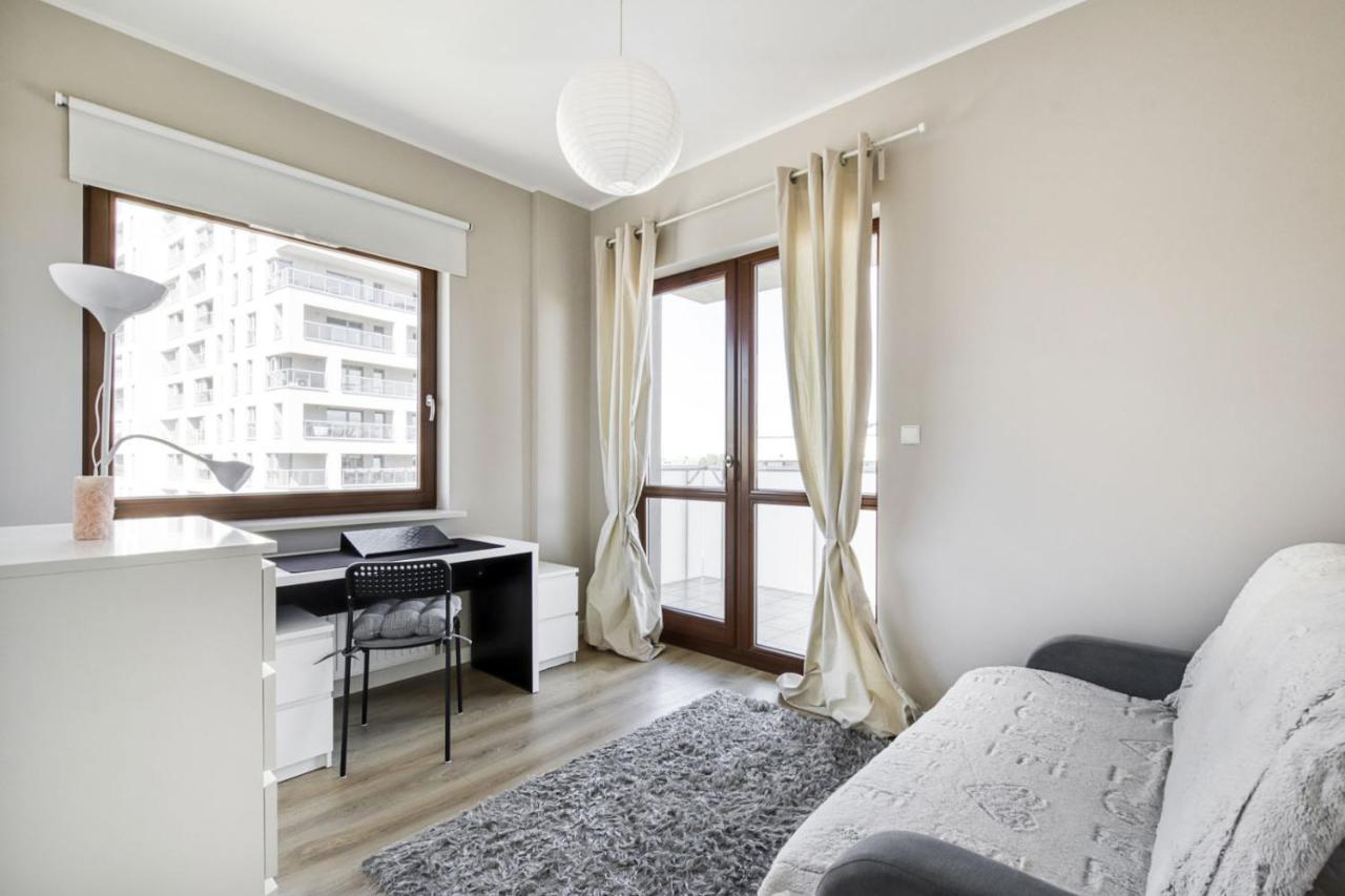 Mg Apartments Gieldowa Варшава Екстер'єр фото